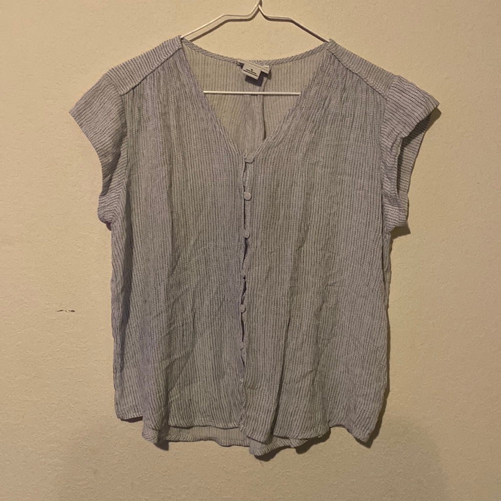 Liz Claiborne Women’s Button Up Shirt Size Small Vintage Blue/White Striped